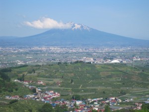 翌日（昨日）はピーカン。岩木山が美しく見えた！